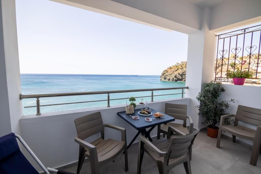 Ioannis Rooms Δωμάτια Με Θεα Στη Θαλασσα Paránimfoi Exterior foto