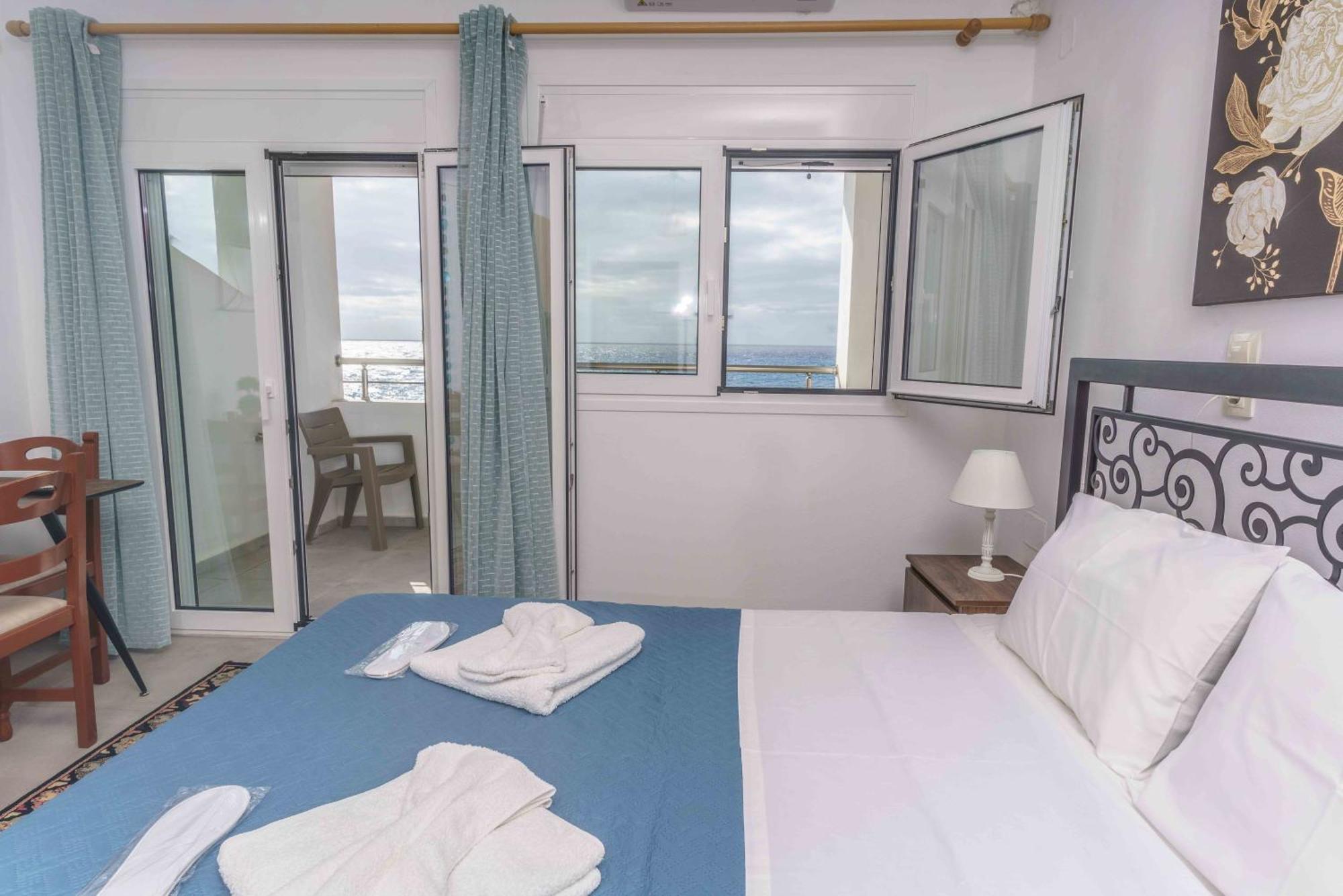 Ioannis Rooms Δωμάτια Με Θεα Στη Θαλασσα Paránimfoi Exterior foto